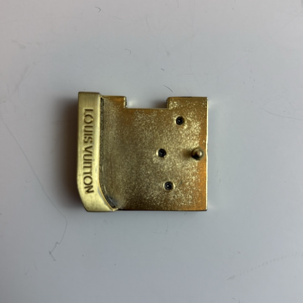 Louis Vuitton Gold Monogram Buckle - Picture 2 of 4